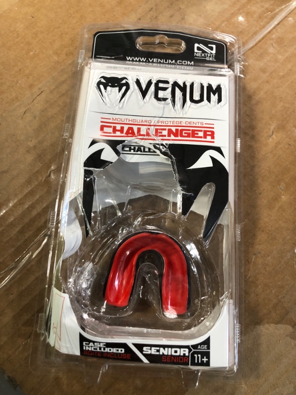Photo 2 of (Damaged Packaging) Venum Challenger Mouthguard Red Devil