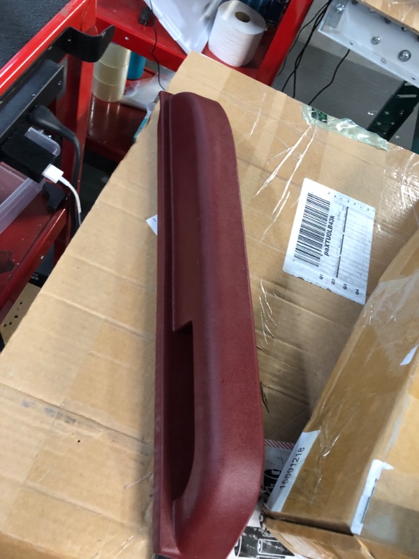 Photo 2 of labwork Front Right Passenger Side Door Armrest Replacement for 1990-1994 Chevrolet GMC Truck 15691218 Red