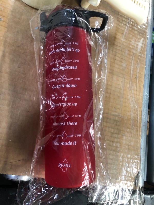 Photo 1 of  32 OZ Water Bottle Red