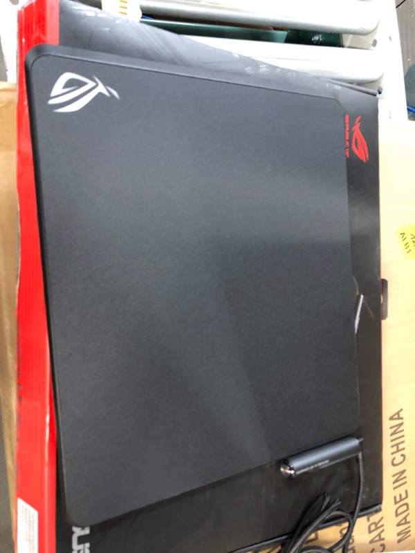 Photo 2 of (doesnt turn on) ASUS ROG Balteus Vertical Gaming Mouse Pad with Wireless(12.6” X 14.6”)