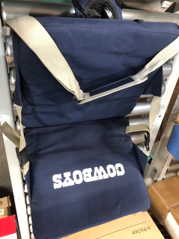 Photo 1 of Dallas Cowboys foldable chair (Cushion)