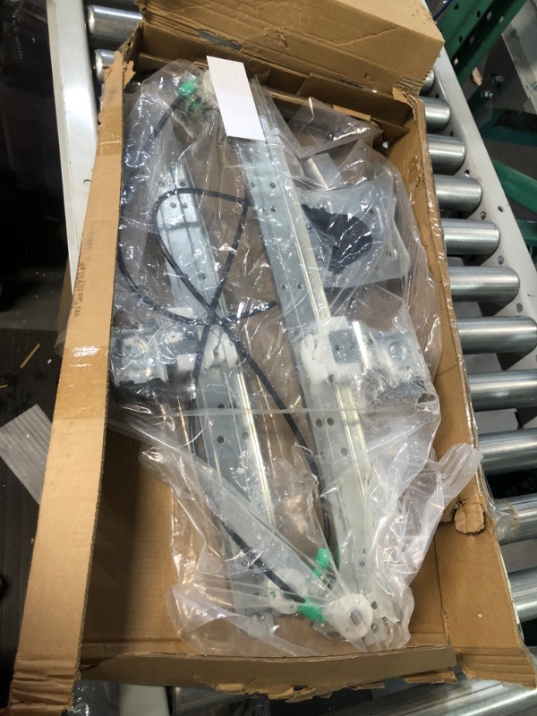 Photo 1 of Rear Left Driver Side Power Window Regulator with Motor for Chevrolet Silverado 1500 3500 2001-2006 GMC Sierra 1500 2500 HD 3500 Rear Driver Side