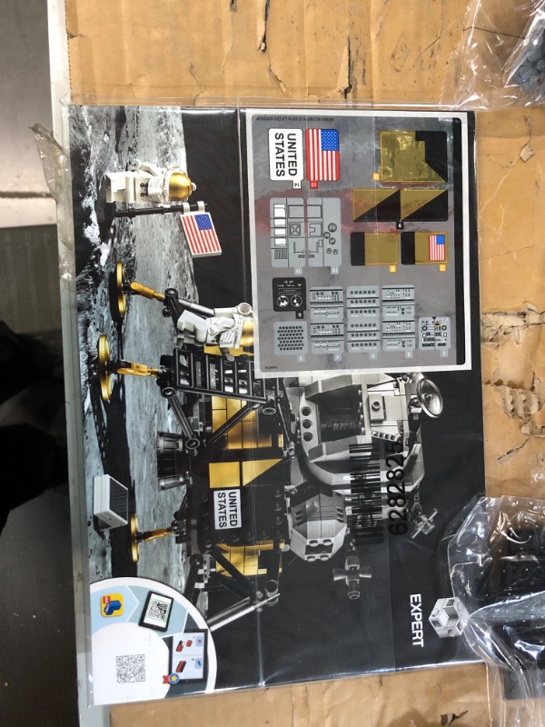 Photo 2 of *NEW* LEGO Creator Expert NASA Apollo 11 Lunar Lander 