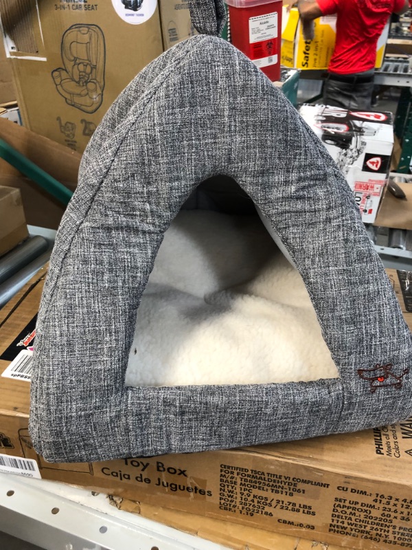 Photo 3 of *USED/SEE NOTES* Pet Tent-Soft Bed for Dog and Cat by Best Pet Supplies