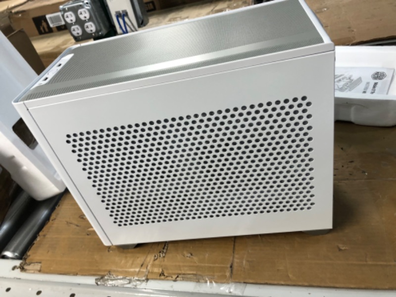 Photo 1 of TOWER CASE ONLY****
Cooler Master Mini-ITX Mini-Tower Case 