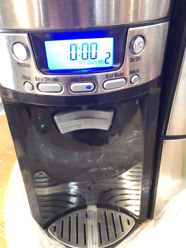 Photo 2 of *USED/SEE NOTES* Hamilton Beach® Dispensing Coffee Maker 