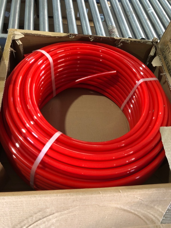 Photo 2 of PEX Pipe 1/2 Inch 300ft 1 Rolls PEX Tubing EVOH PEX-B Pipe Oxygen Barrier (Red)