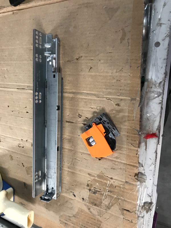 Photo 1 of MISSING PARTS***Blum 563H5330B 21" Tandem Drawer Slides Plus Blumotion Complete Kit. with Runners 563H, Locking Devices, Rear Mounting Brackets and Screws (for Face Frame Or Frameless Application), Zinc (Pack of 6) 21" Set of 6