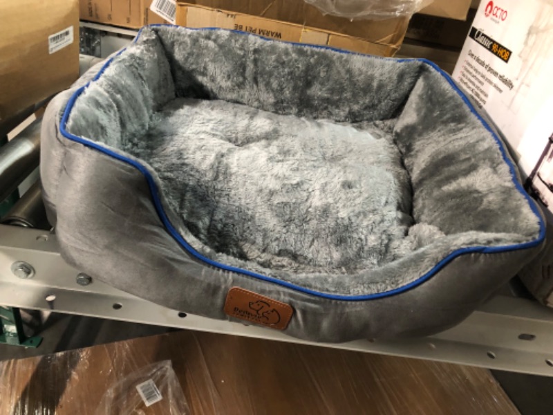 Photo 2 of *USED/SEE NOTES* Bedsure Small Dog Bed Washable - 20 Inches Rectangle with Anti-Slip Bottom, Grey S(20"X19"X6")