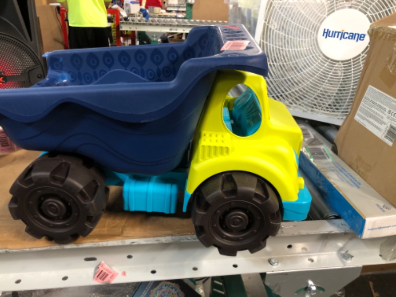 Photo 2 of B. toys by Battat B. Toys - Colossal Cruiser - 20 Large Sand Truck (Lime/Navy)