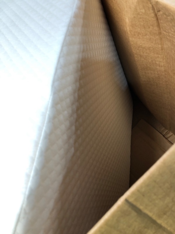 Photo 1 of **USED** **PILLOW WEDGE** 30X21X9IN