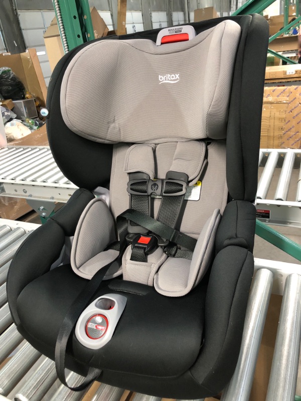 Photo 2 of Britax Boulevard ClickTight Convertible Car Seat