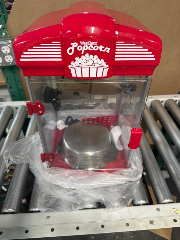 Photo 2 of ***SEE NOTES*** West Bend Hot Oil Theater Style Popcorn Popper Machine, Red