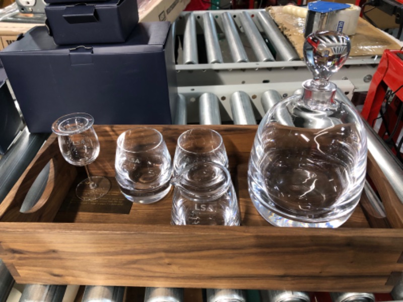 Photo 1 of [notes!] LSA International Whisky Islay Connoisseur Set & Walnut Tray 17.5"