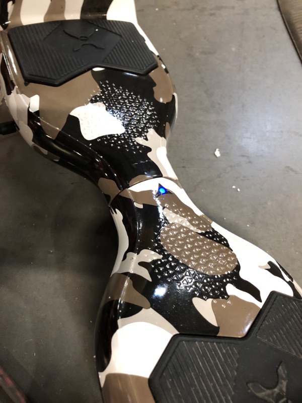 Photo 3 of (READ NOTES) Hover-1 Helix Electric Hoverboard | 7MPH Top Speed, 4 Mile Range, 6HR Full-Charge ?24.75 x 9.25 x 9 inches
