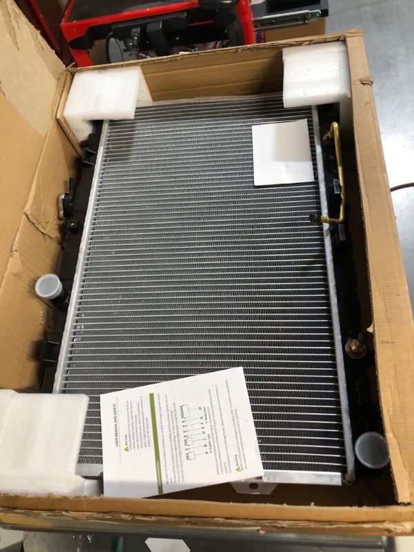 Photo 2 of (READ NOTES) DWVO Radiator Complete Radiator Compatible with 2001-2006 Hyundai Elantra ?29.6 x 21.9 x 5.4 inches
