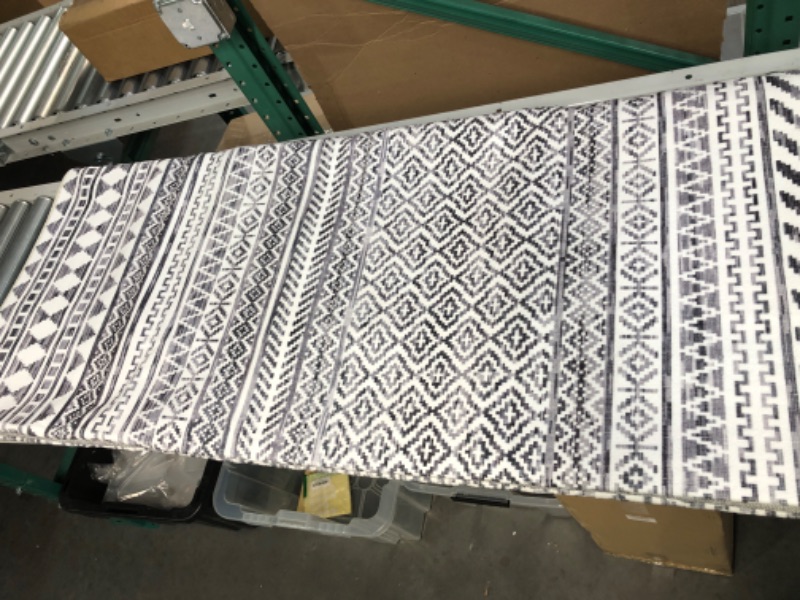 Photo 1 of 10' x 8' Rectangular Rug