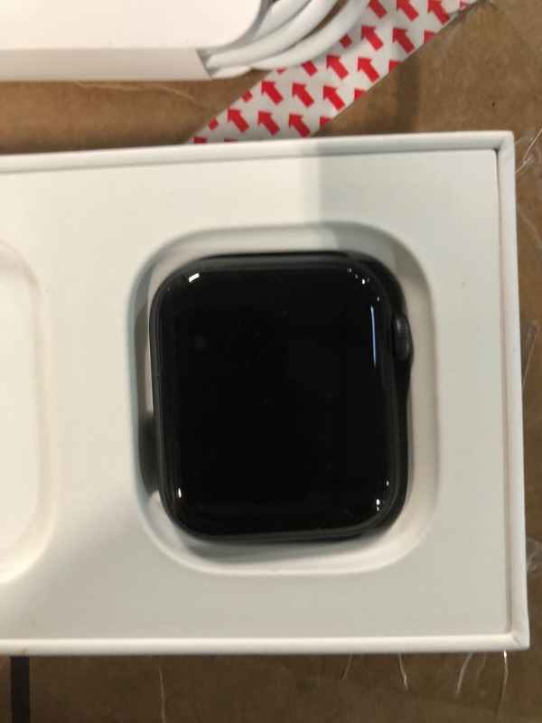 Photo 2 of Apple Watch SE 40mm GPS - UNABLE TO TEST