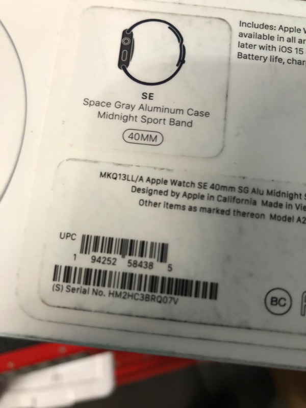 Photo 1 of Apple Watch SE 40mm GPS - UNABLE TO TEST