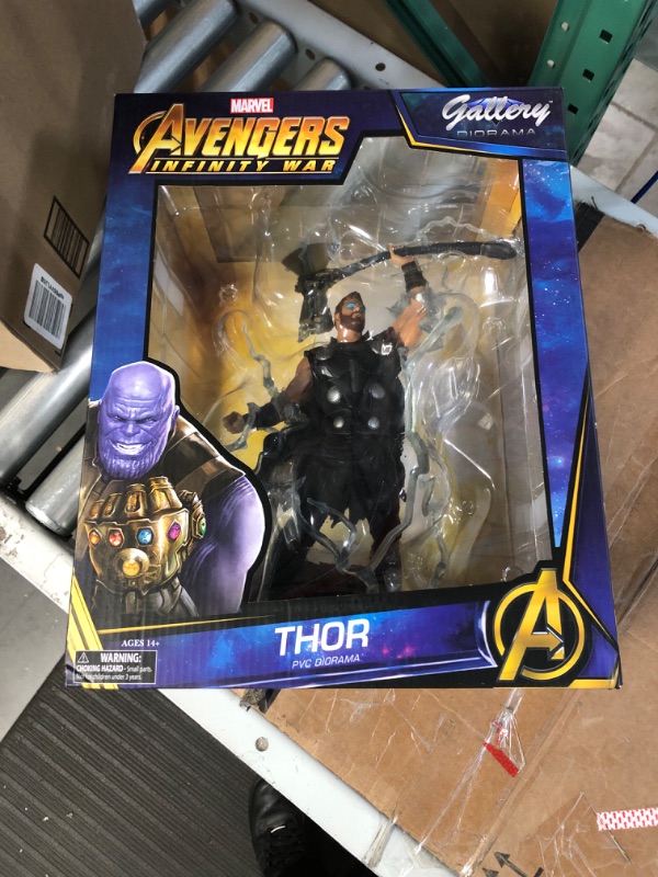 Photo 2 of DIAMOND SELECT TOYS Marvel Gallery: Avengers Infinity War Movie Thor 