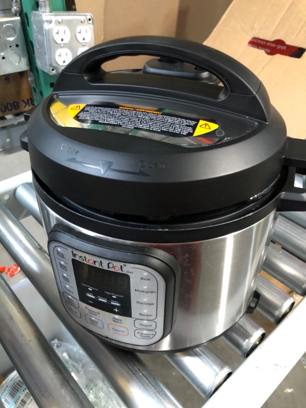 Photo 3 of [USED] Instant Pot 6qt Duo Pressure Cooker