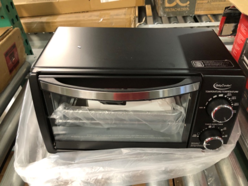 Photo 2 of Betty Crocker Compact Toaster Oven