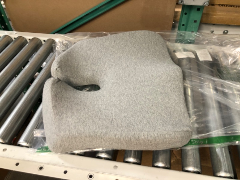 Photo 2 of [USED] Cushion Lab Patented Pressure Relief Seat Cushion 