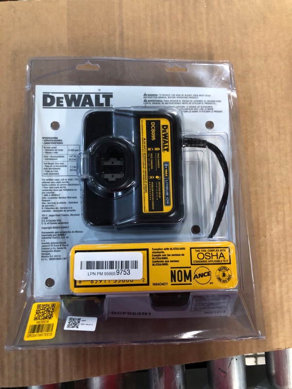 Photo 3 of ***MISSING PARTS - UNTESTED - SEE NOTES*** DEWALT 8V MAX Cordless Screwdriver Kit