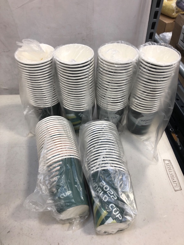 Photo 2 of 120 sets disposable paper cups (8oz)
 box is damaged but item is new