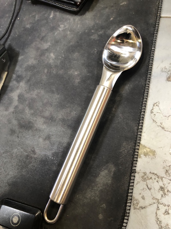 Photo 3 of BYVOV Stainless Steel Ice Cream Scoop with Heavy Duty Handle Ergonomic for Hard Ice Cream 8.3in/21.2cm Dishwasher Safe
