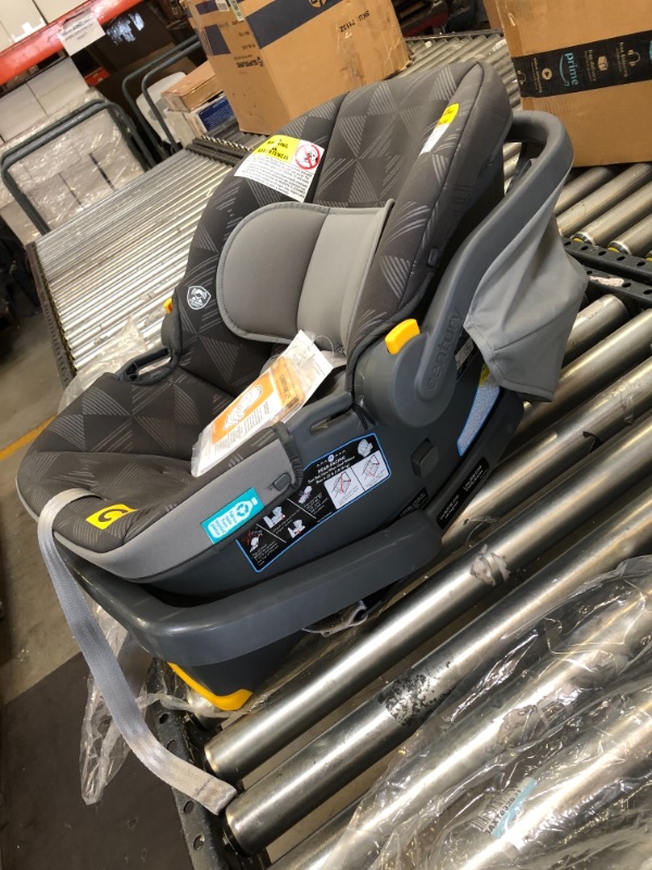 Photo 1 of CARRY ON 35 CAR SEAT