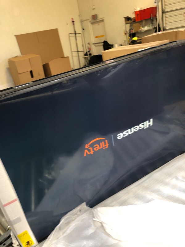 Photo 1 of Hisense 50-inch ULED U6 Series Quantum Dot QLED 4K UHD Smart Fire TV (50U6HF, 2022 Model) 50-Inch Fire TV