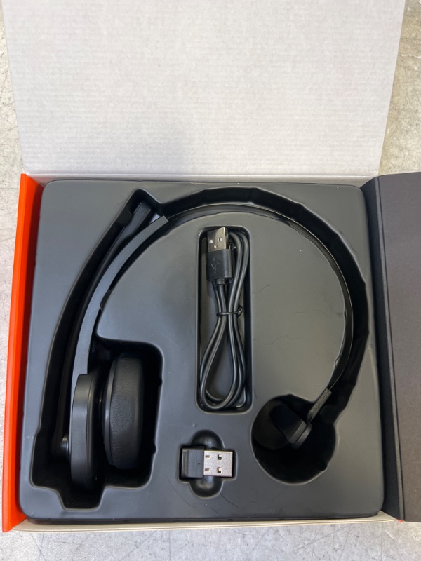 Photo 2 of TaoTronics TT-BH041 Bluetooth Headphones -NEW- H44