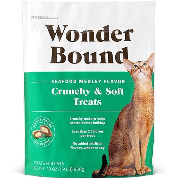 Photo 1 of Wonder Bound Crunchy and Soft Cat Treats (Chicken, Seafood, Salmon), 30 oz, EXP 01/31/2023