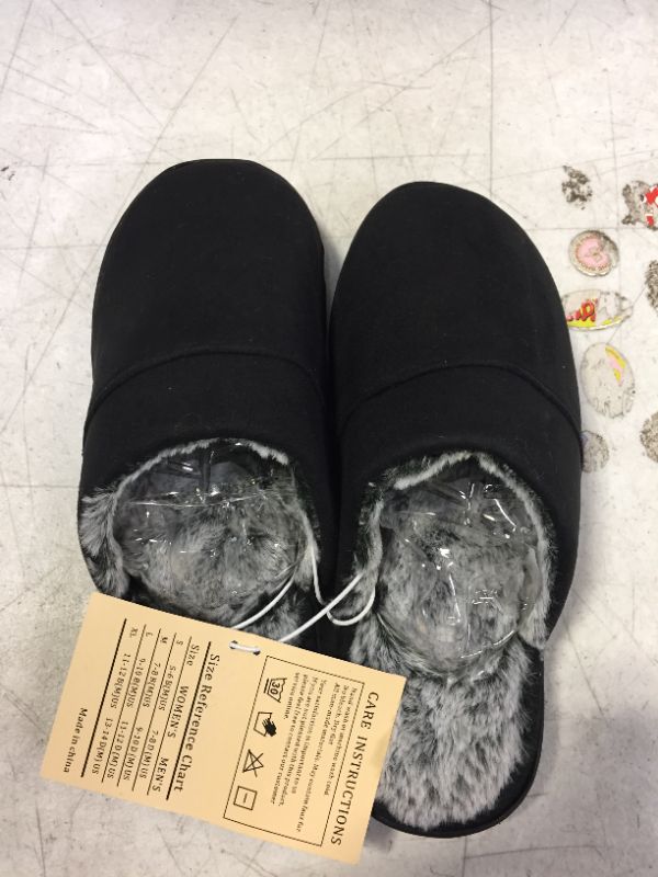 Photo 2 of DL Men's Memory Foam Slippers with Fuzzy Plush Lining, Slip on House Slippers with Indoor Outdoor Anti-Skid Rubber Sole SIZE 7-8
