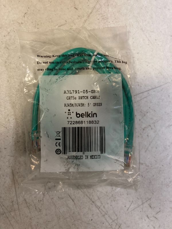 Photo 2 of Belkin 5ft 10/100BT RJ45M/RJ45M CAT5E Patch Cable (Green)