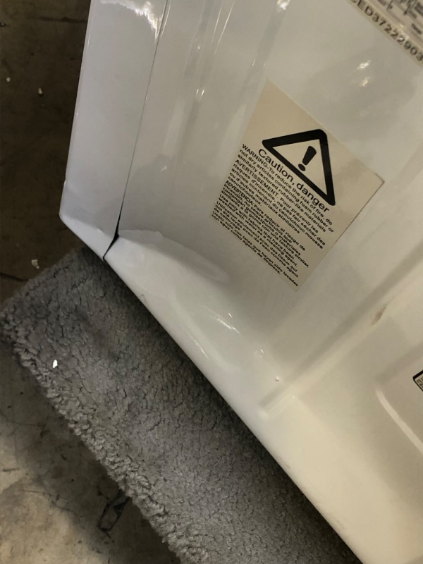 Photo 11 of BLACK+DECKER BCED37 Portable Dryer, Small, 4 Modes, Load Volume 13.2 lbs., White 
************ NON FUNCTIONAL / SOLD FOR PARTS *****