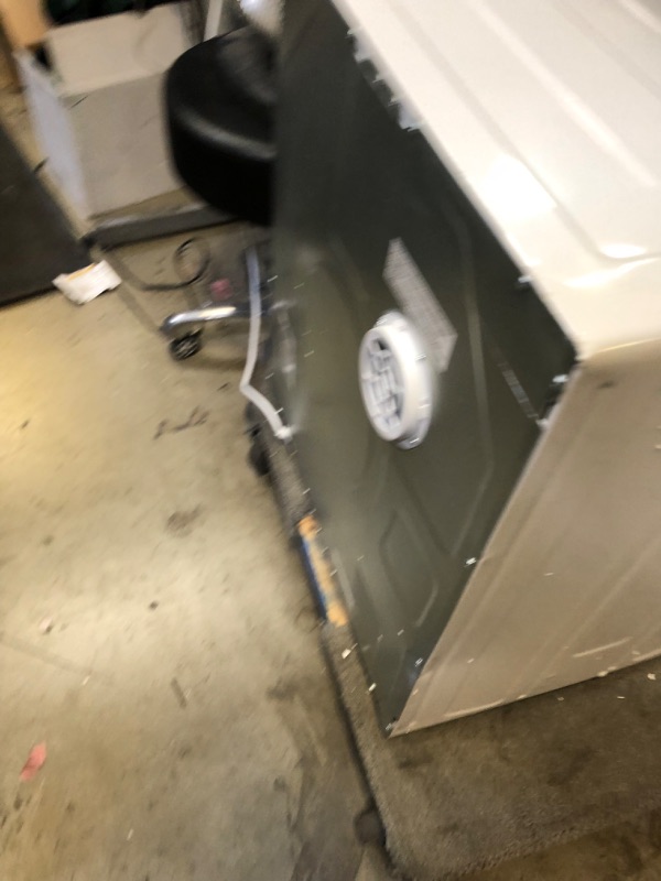 Photo 1 of BLACK+DECKER BCED37 Portable Dryer, Small, 4 Modes, Load Volume 13.2 lbs., White 
************ NON FUNCTIONAL / SOLD FOR PARTS *****