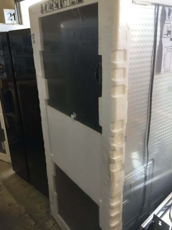 Photo 3 of Samsung 27.4 cu. ft. Black Stainless Steel Side-by-Side Smart Refrigerator 
FACTORY SEALED