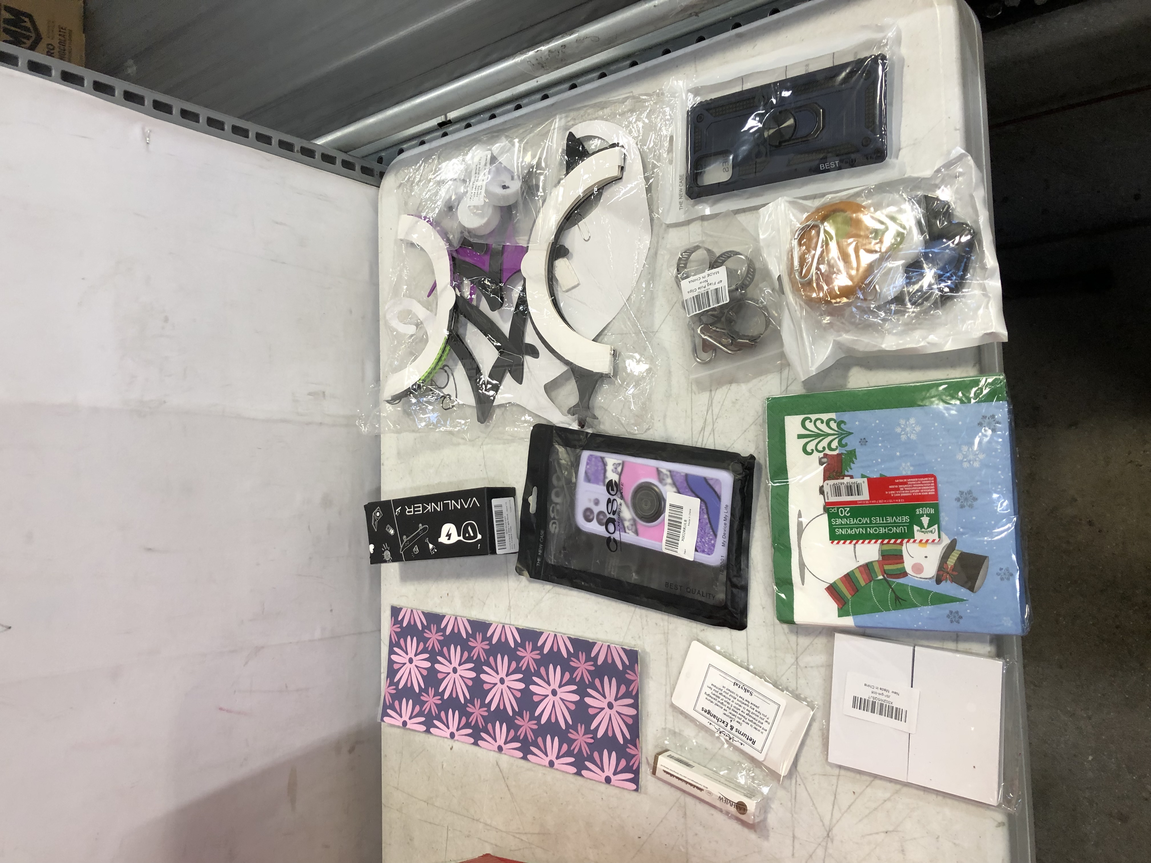 Photo 1 of 10PC LOT, VARIOUS MISC ITEMS