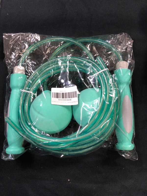 Photo 2 of BOOOMU Jump Rope,Cordless Jump Rope,New Self-locking Setting of The Handle Can Fast and Convenient to Replace the rope or weighting ball.