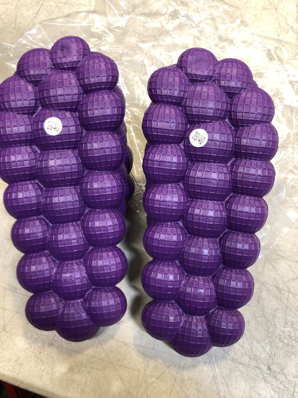 Photo 1 of Bubble Slides Slippers for Women Men Massage Sandals Cloud House Shoes Stress Relief Shower Pillow Slipper Non Slip Funny Ball Slide Indoor Outdoor
SIZE 39/40