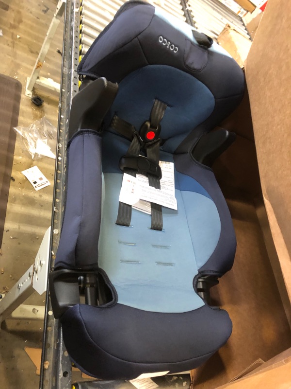 Photo 1 of Cosco Finale DX 2 in 1 Booster Car Seat Sport Blue