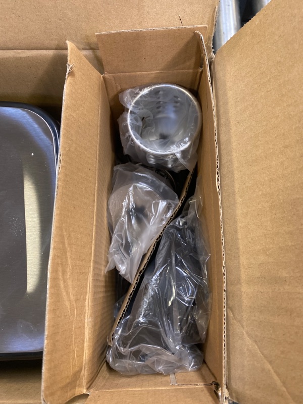 Photo 1 of ALTRA LIFE Meat Grinder, Sausage Stuffer, [2800W Max] Electric Meat Mincer with Stainless Steel Blades & 3 Grinding Plates,Sausage Maker & Kubbe Kit for Home Kitchen & Commercial Using (MG090-S)-------barely used------missing some items and hardware 
