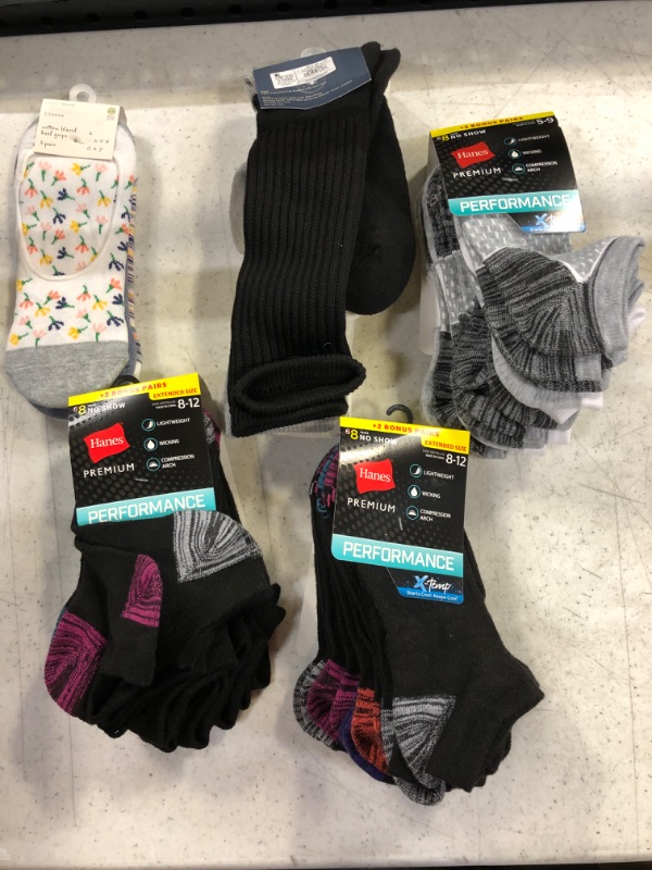 Photo 1 of Assorted socks various styles and sizes, lot of 5