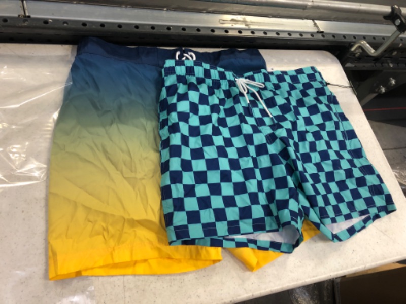 Photo 1 of 2 COUNT SWIM TRUNKS, SIZE L