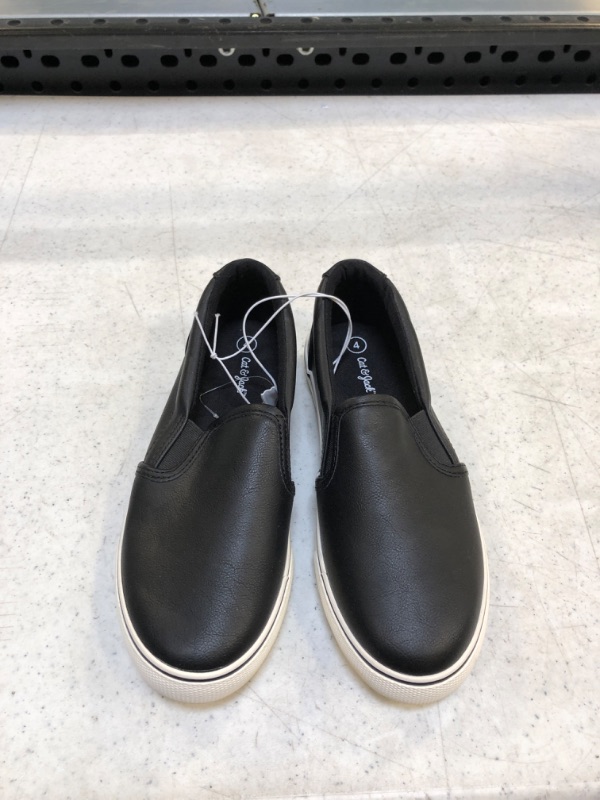 Photo 2 of Boys' Enzo Slip-on Sneakers - Cat & Jack Black SIZE  4
