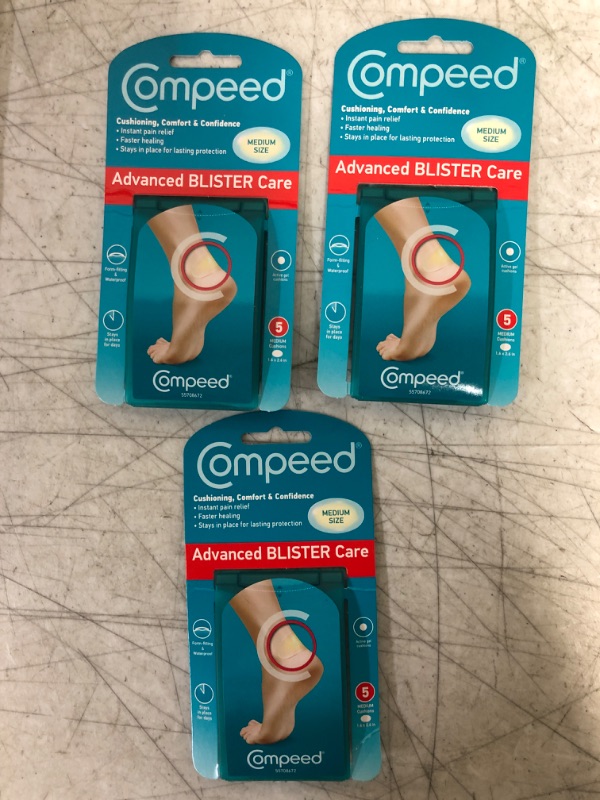 Photo 2 of "New" Lot of 3 Compeed Advanced Blister Care Medium Cushions 3 Count 
