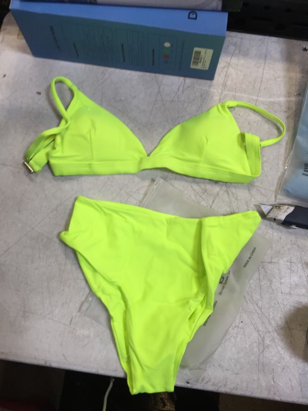 Photo 1 of Generic women's swimsuit sz S 