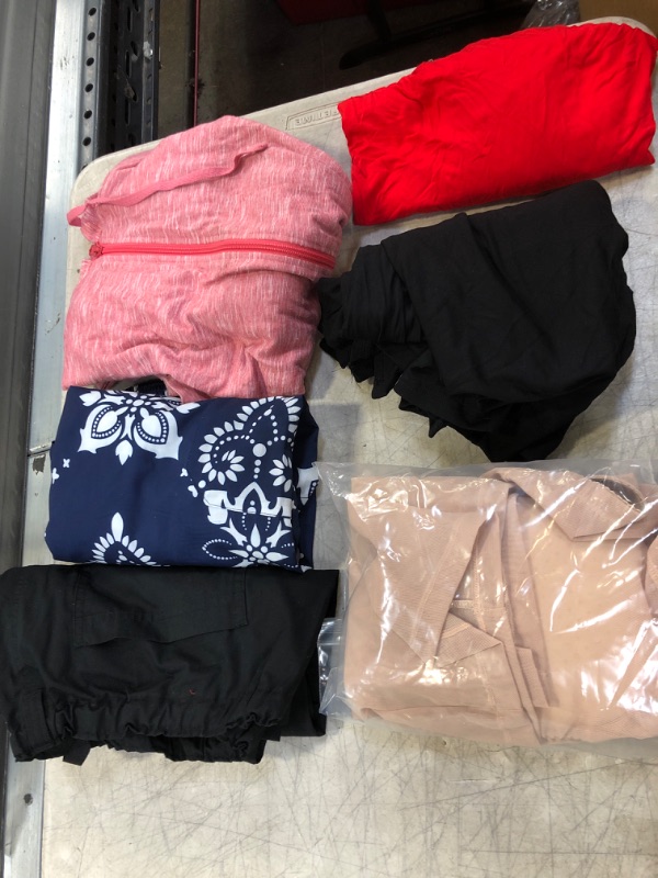 Photo 1 of BAG LOT -- 6 MISC CLOTHING ITEMS SIZE 2XL+